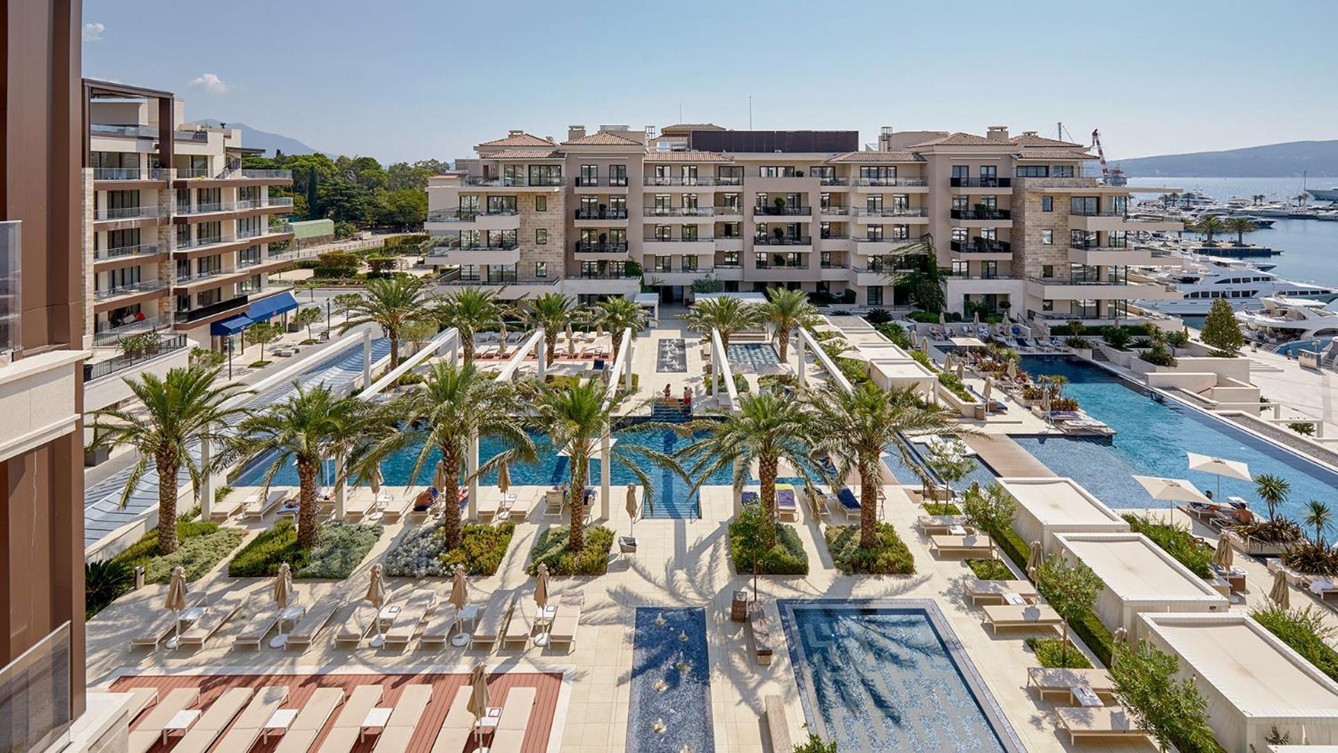 Fides Stylish Apartments Tivat With Pool Exteriér fotografie
