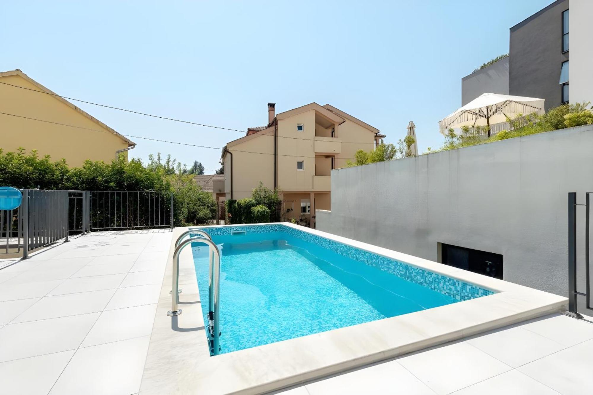 Fides Stylish Apartments Tivat With Pool Exteriér fotografie